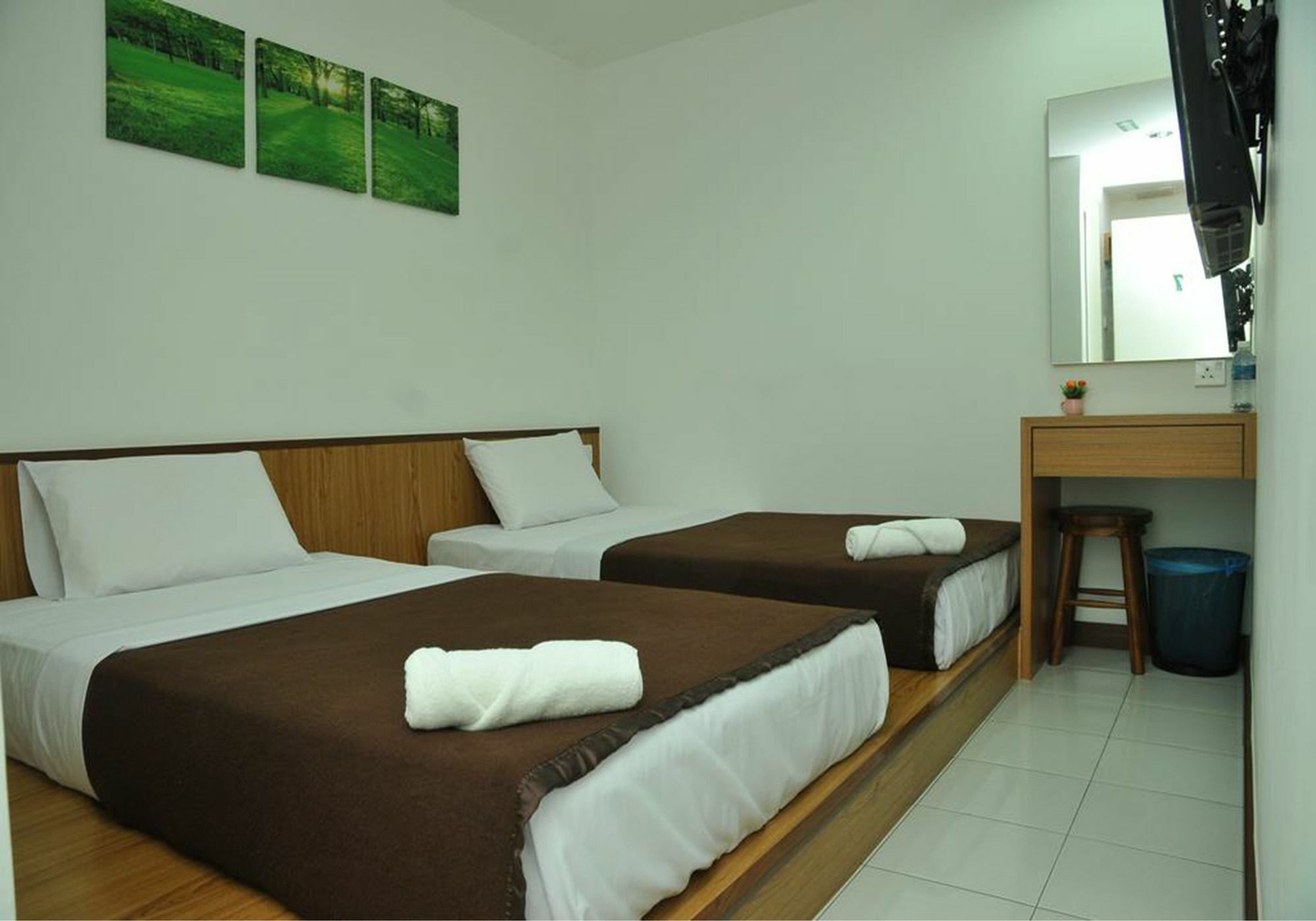 Api-Api Guesthouse Kota Kinabalu Esterno foto