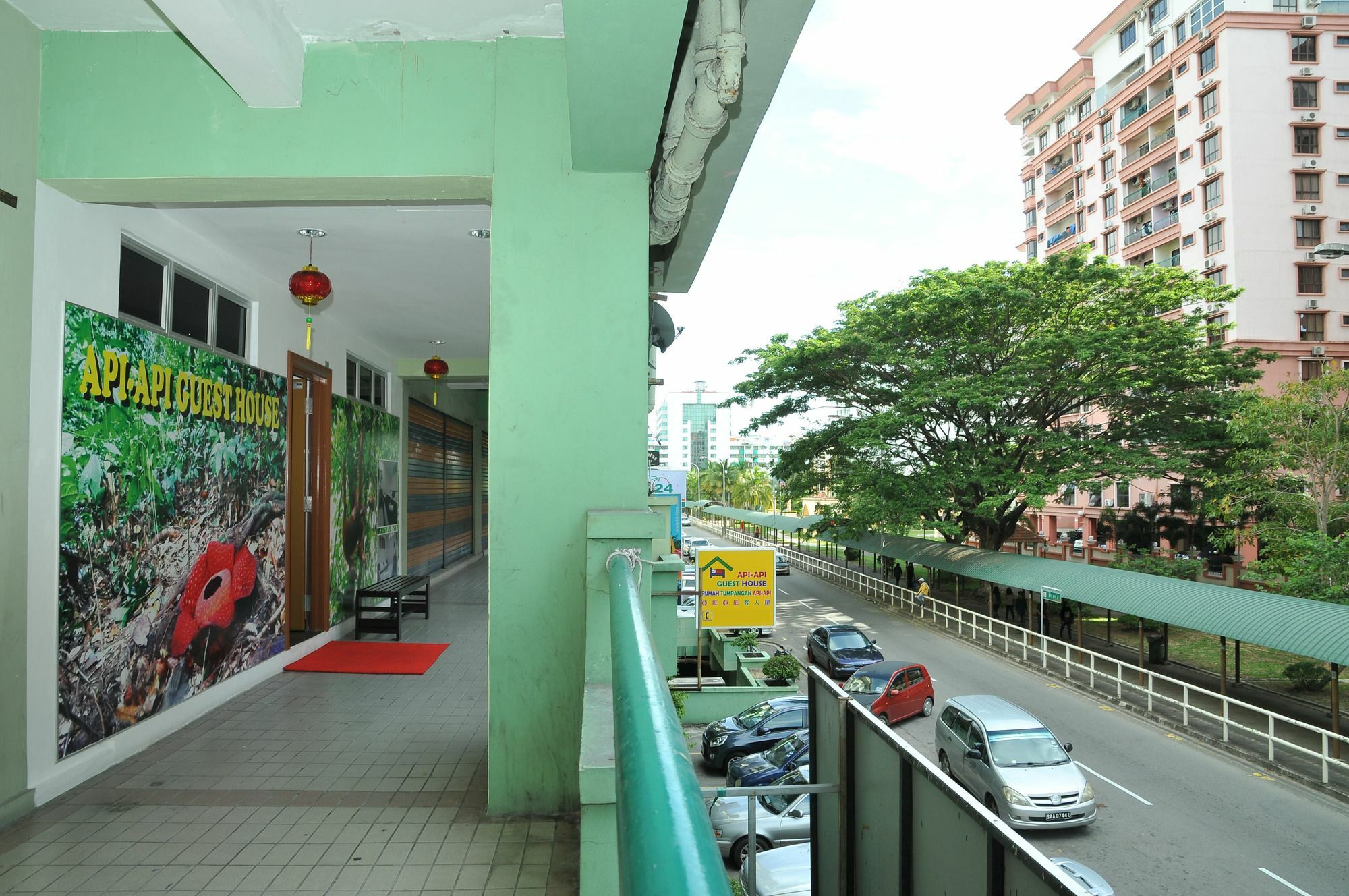 Api-Api Guesthouse Kota Kinabalu Esterno foto